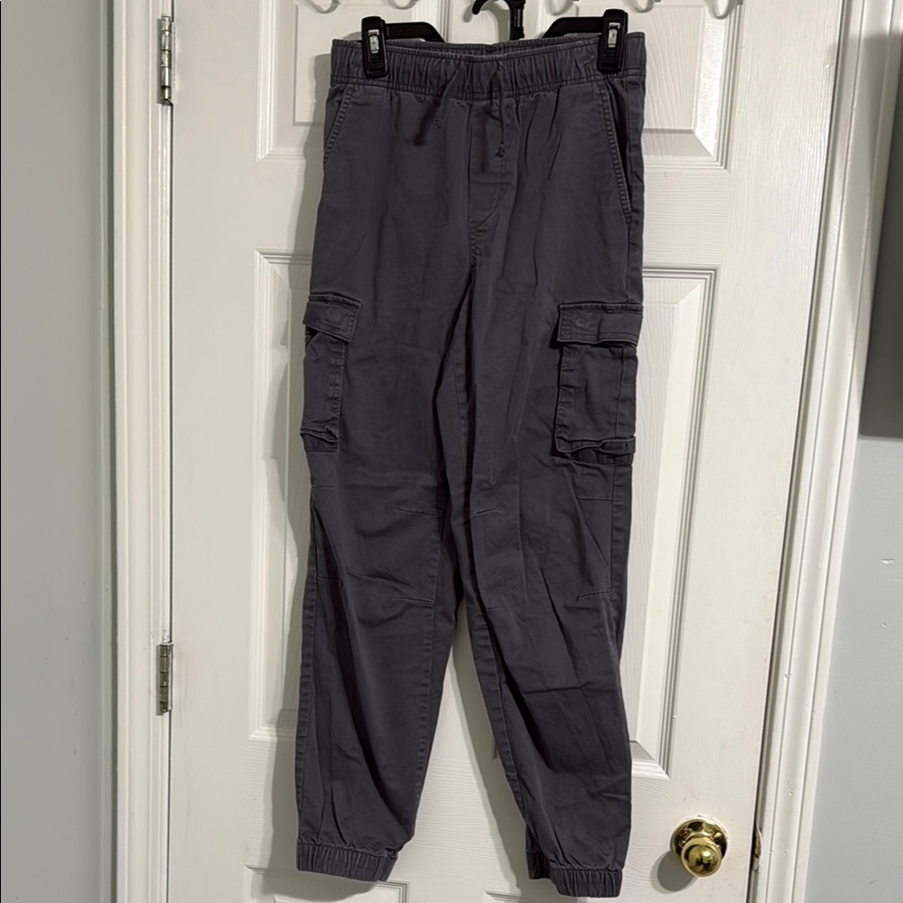 No Boundaries Gray Cargo Pants Durable Cotton Blend